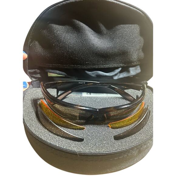 NYC Byron Nelson Classic Sunglasses with changeable Lenses - Picture 7 of 7